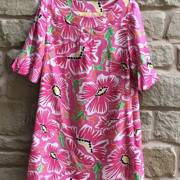 Lilly Pulitzer Dresses & Skirts - Lilly Puilitzer Silk Shift Dress Medium Sleeves